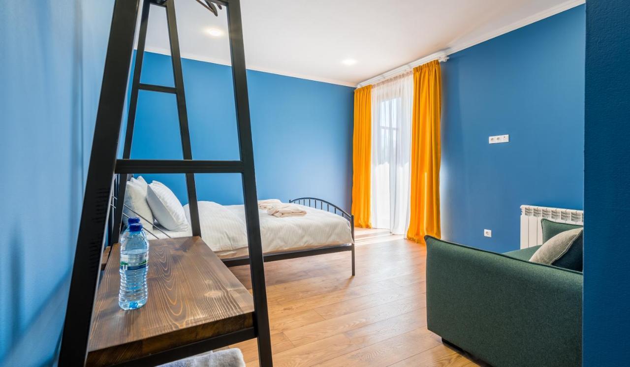 Hotel Darchi Kazbegi Exteriör bild