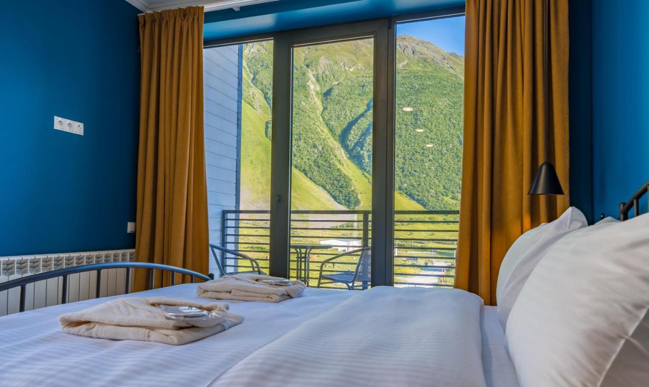 Hotel Darchi Kazbegi Exteriör bild