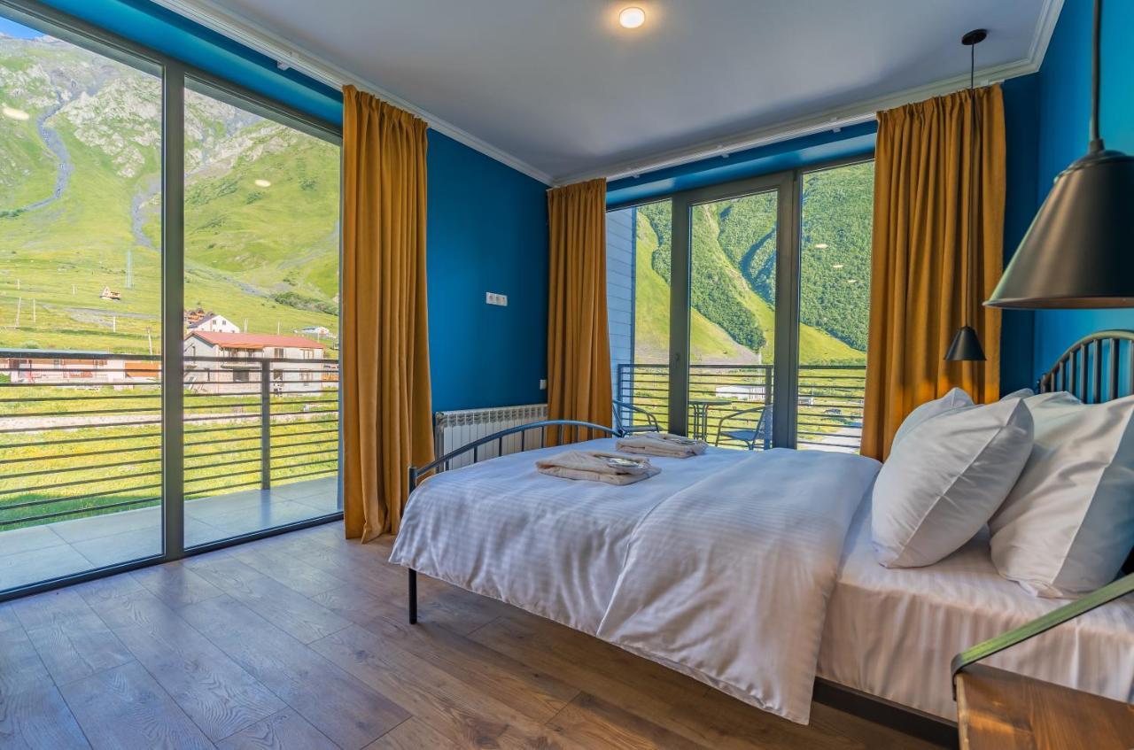 Hotel Darchi Kazbegi Exteriör bild